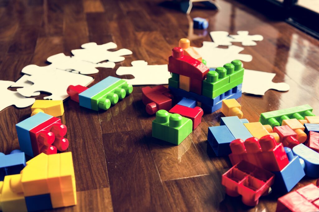 clean and sanitize kids toys