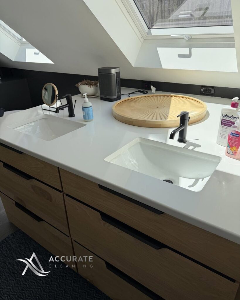 Spotless double vanity sinks